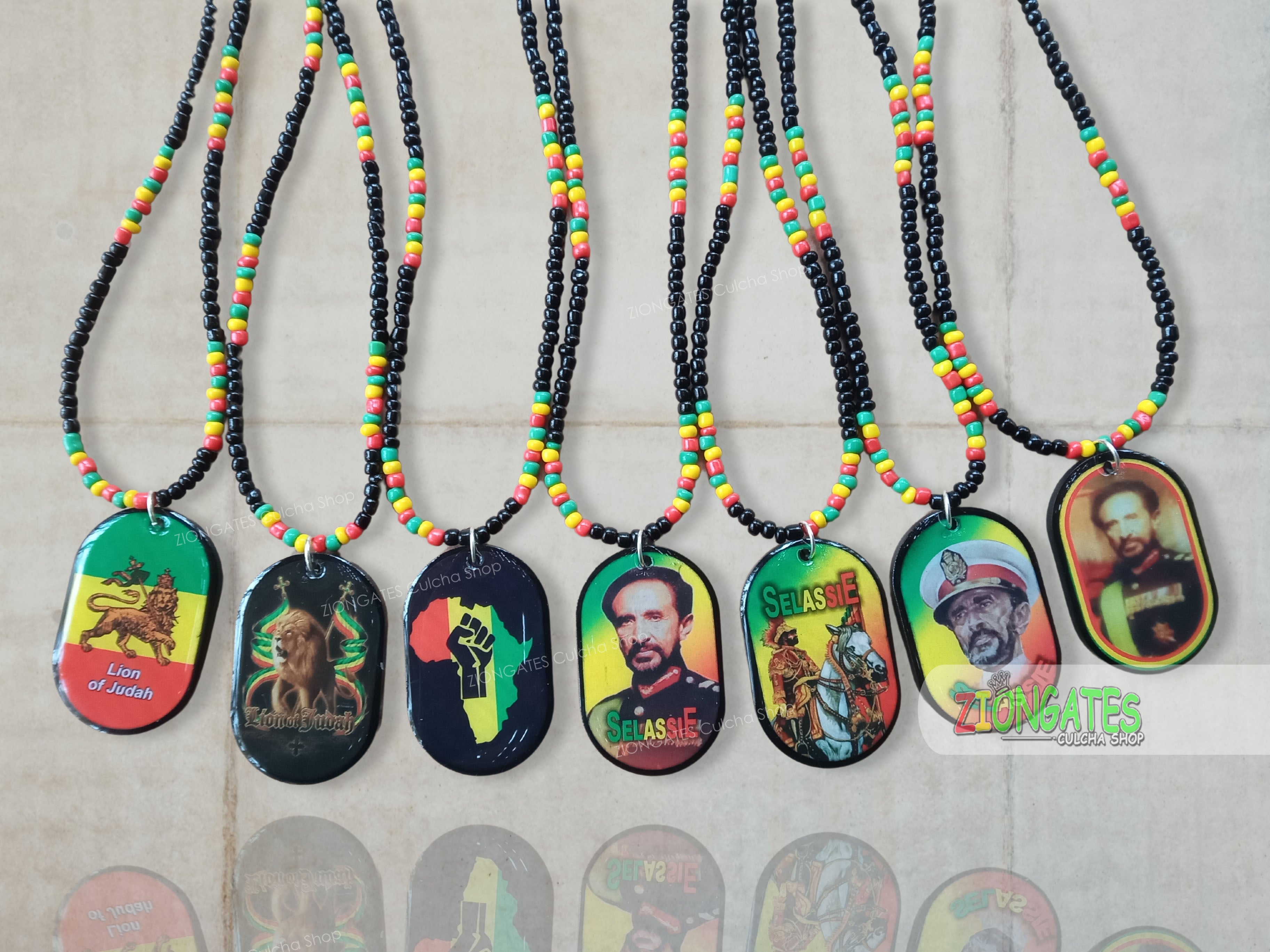 Africa Pendant Necklace Crazy Lizard | 28 Inch Beaded Rasta Color ...